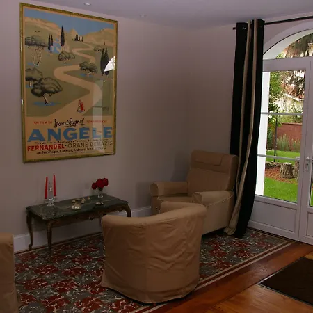 Bed & Breakfast L'oustalet D'anicette